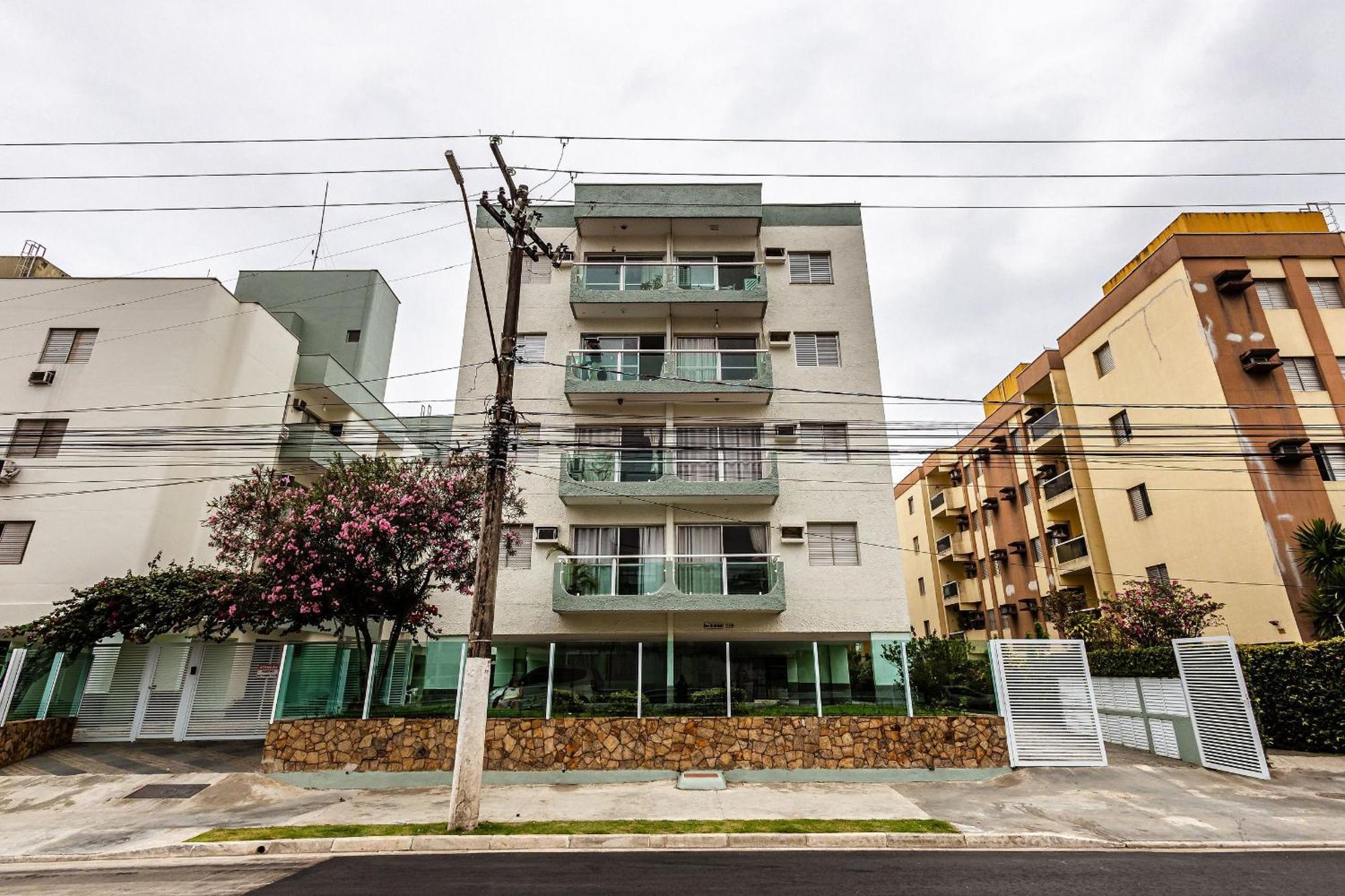 Apto Na Enseada Excelente Localizacao, 500M Da Praia, Garagem, Ar Condicionado Portaria 24 Horas Гуаружа Экстерьер фото